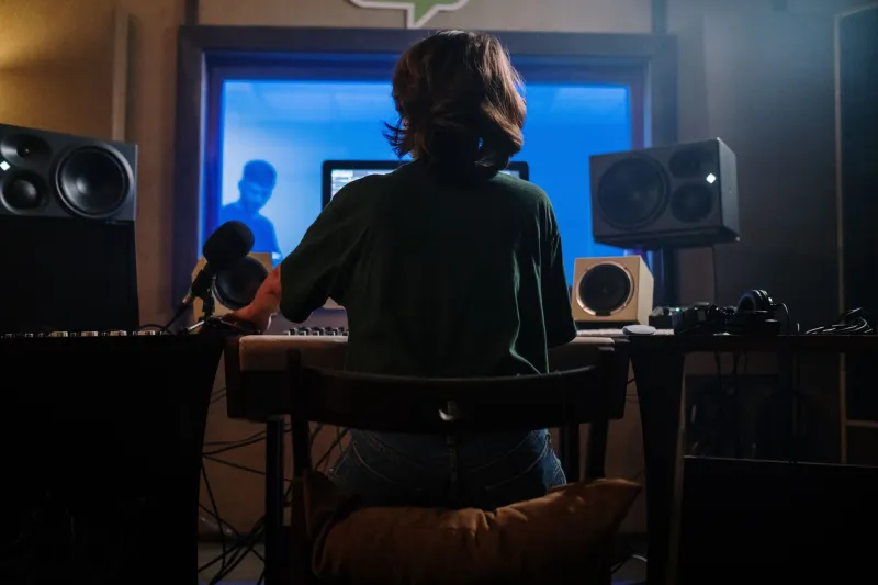 Gravadoras independentes brasileiras: a revolução silenciosa que está reescrevendo as regras da música nacional